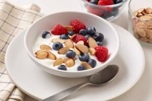 Fruit-and-Nut-Greek-Yogurt